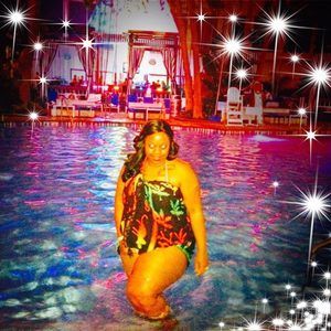 Meet your Posher, Trini